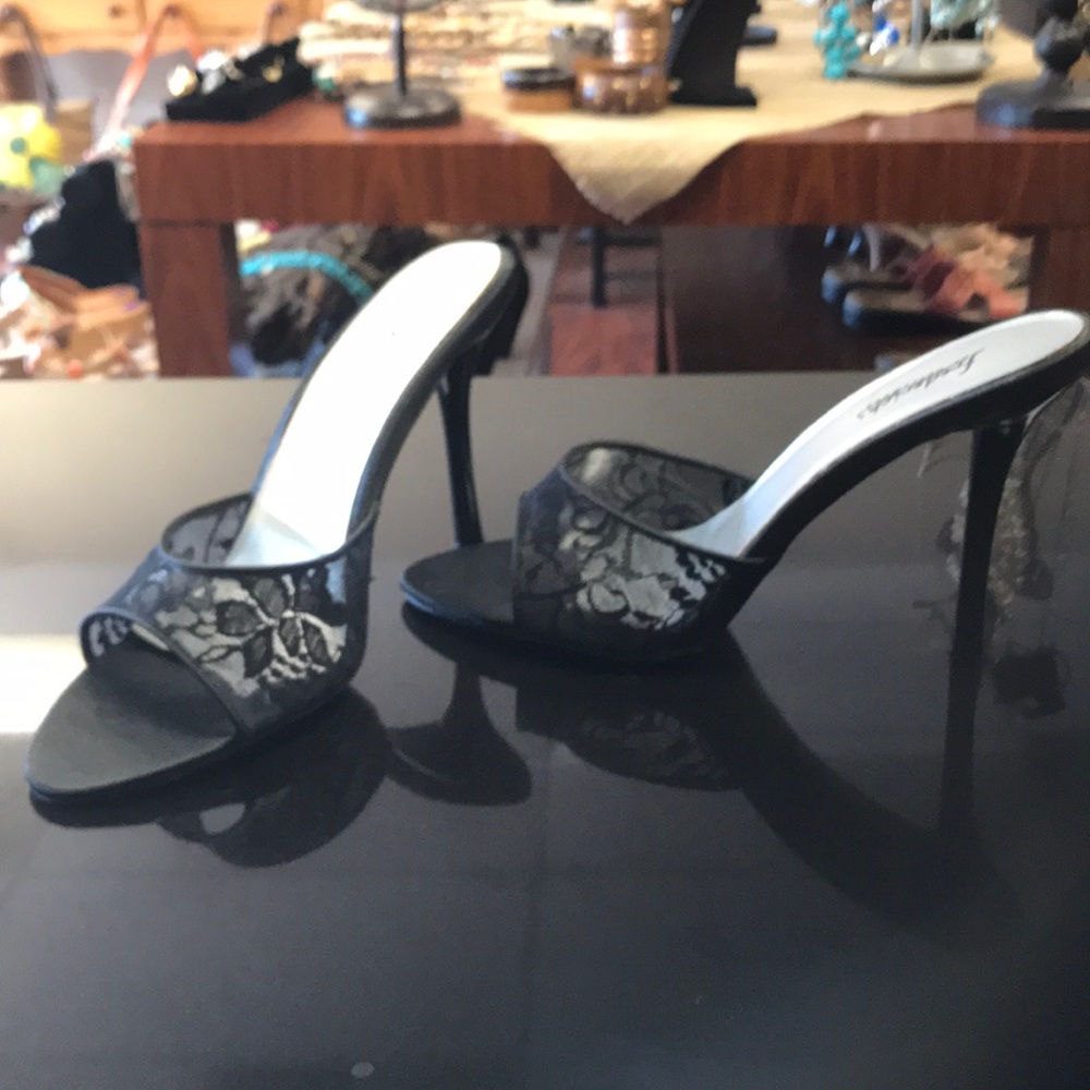 Fredricks Hollywood Sandals